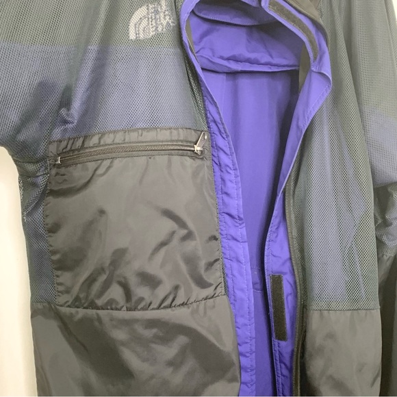 The North Face Womens Size Large Black and Aztec Blue Jacket Great Condition - Picture 3 of 10